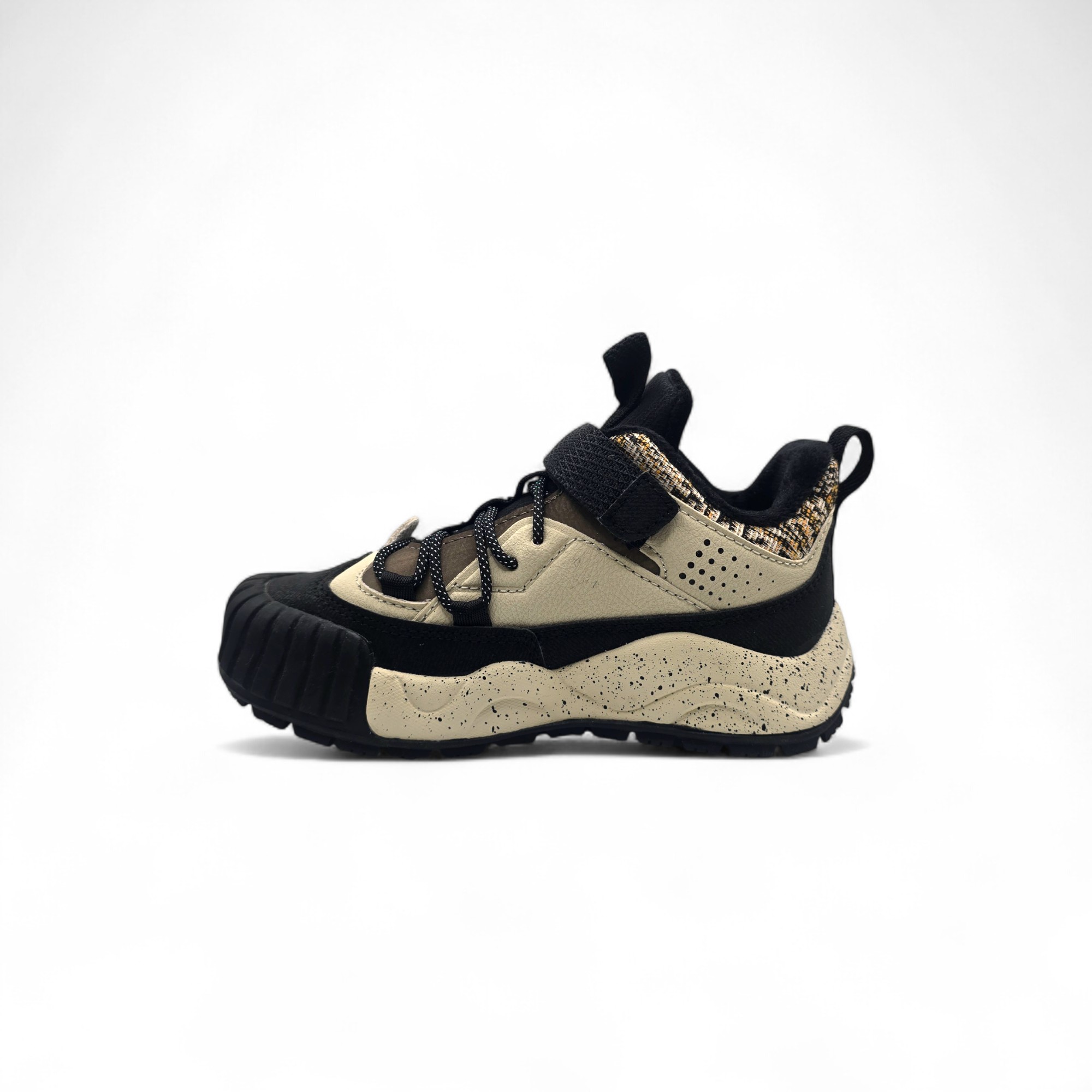 ATLETE PER DJEM E144351037-02           