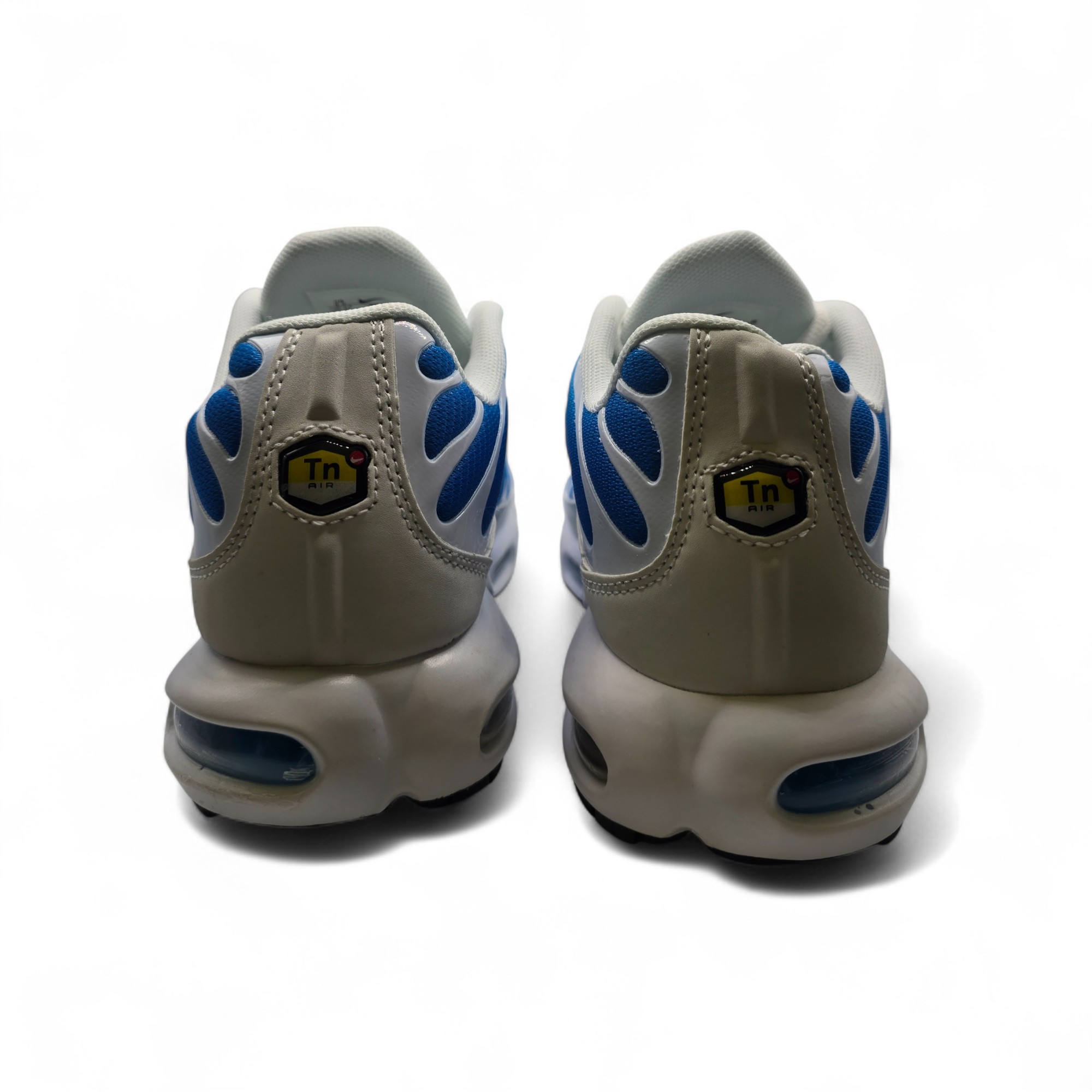 ATLETE PER MESHKUJ 852630-411           