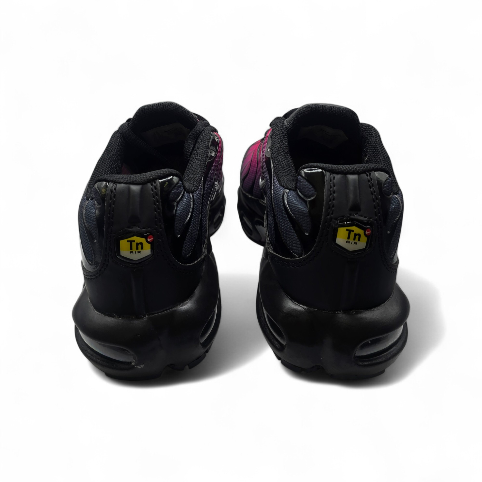 ATLETE PER MESHKUJ DC1936-501           