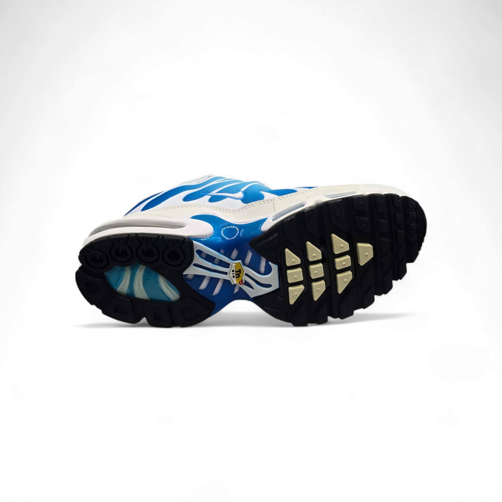 ATLETE PER MESHKUJ 852630-411           