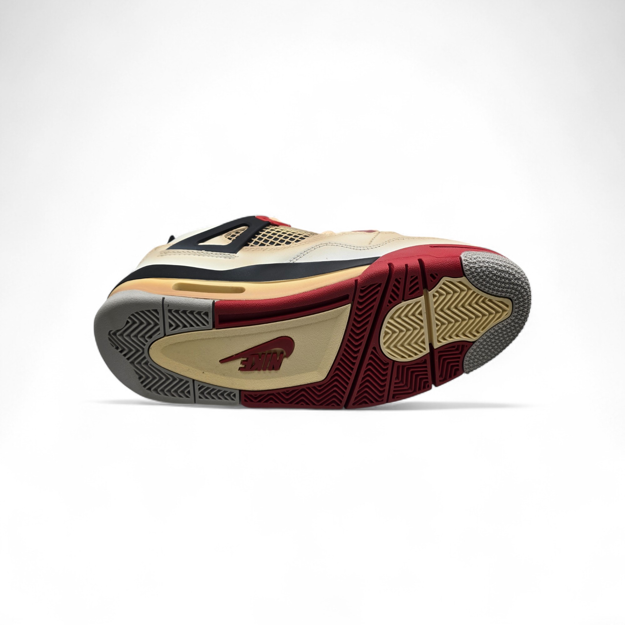 ATLETE UNISEX AQ9129-105                