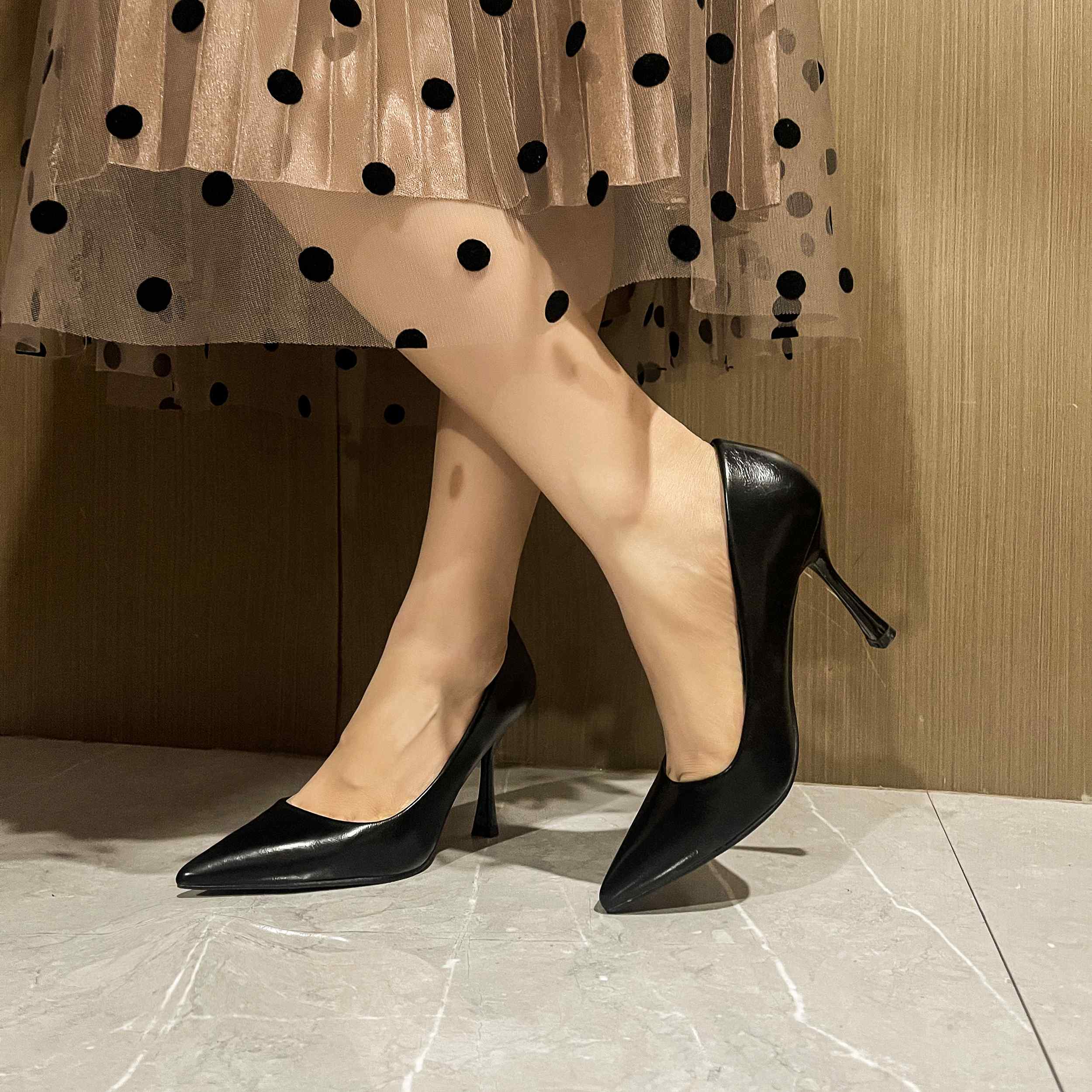 KËPUCA ME TAKE PER FEMRA DBD 7-1        