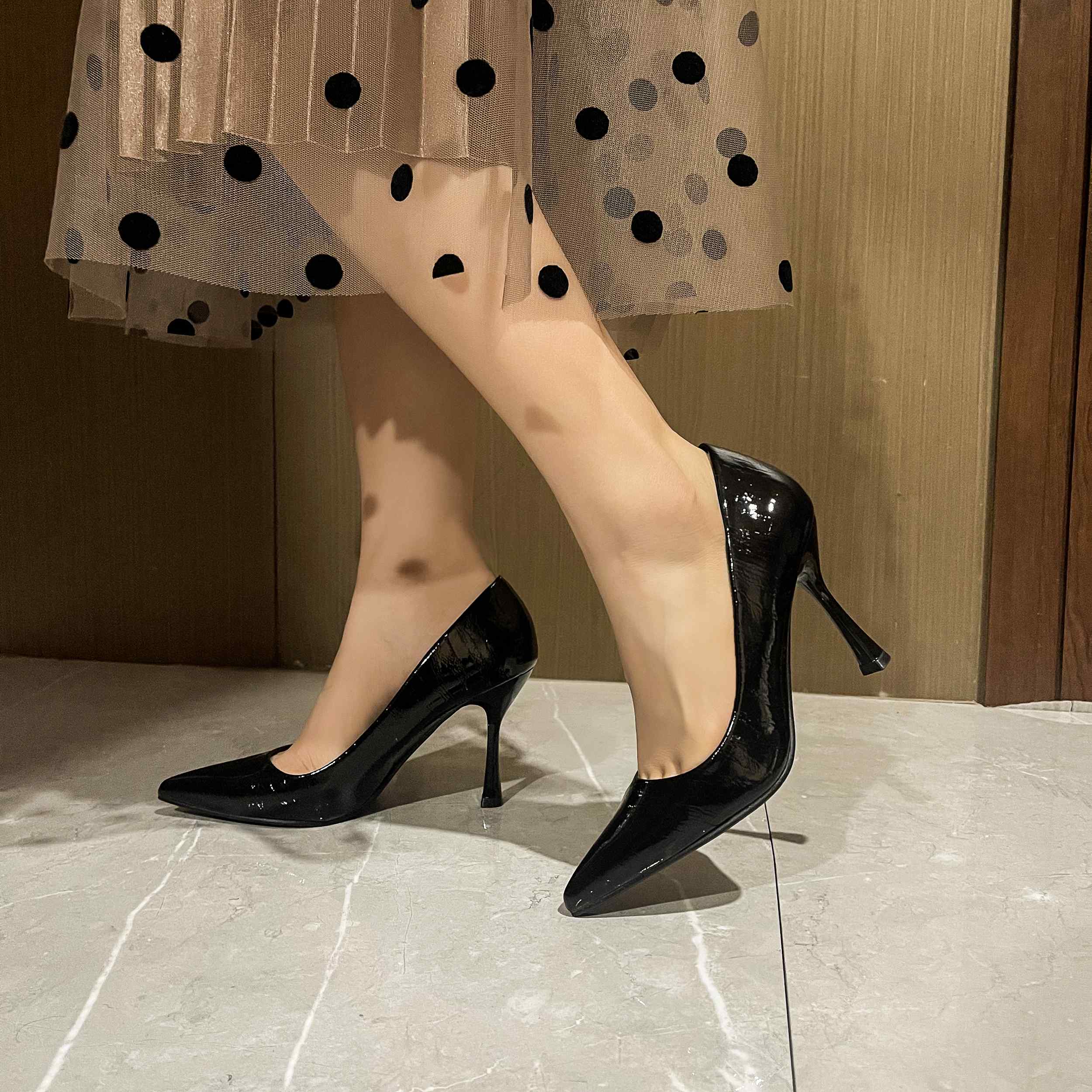 KËPUCA ME TAKE PER FEMRA DBD7-1A        