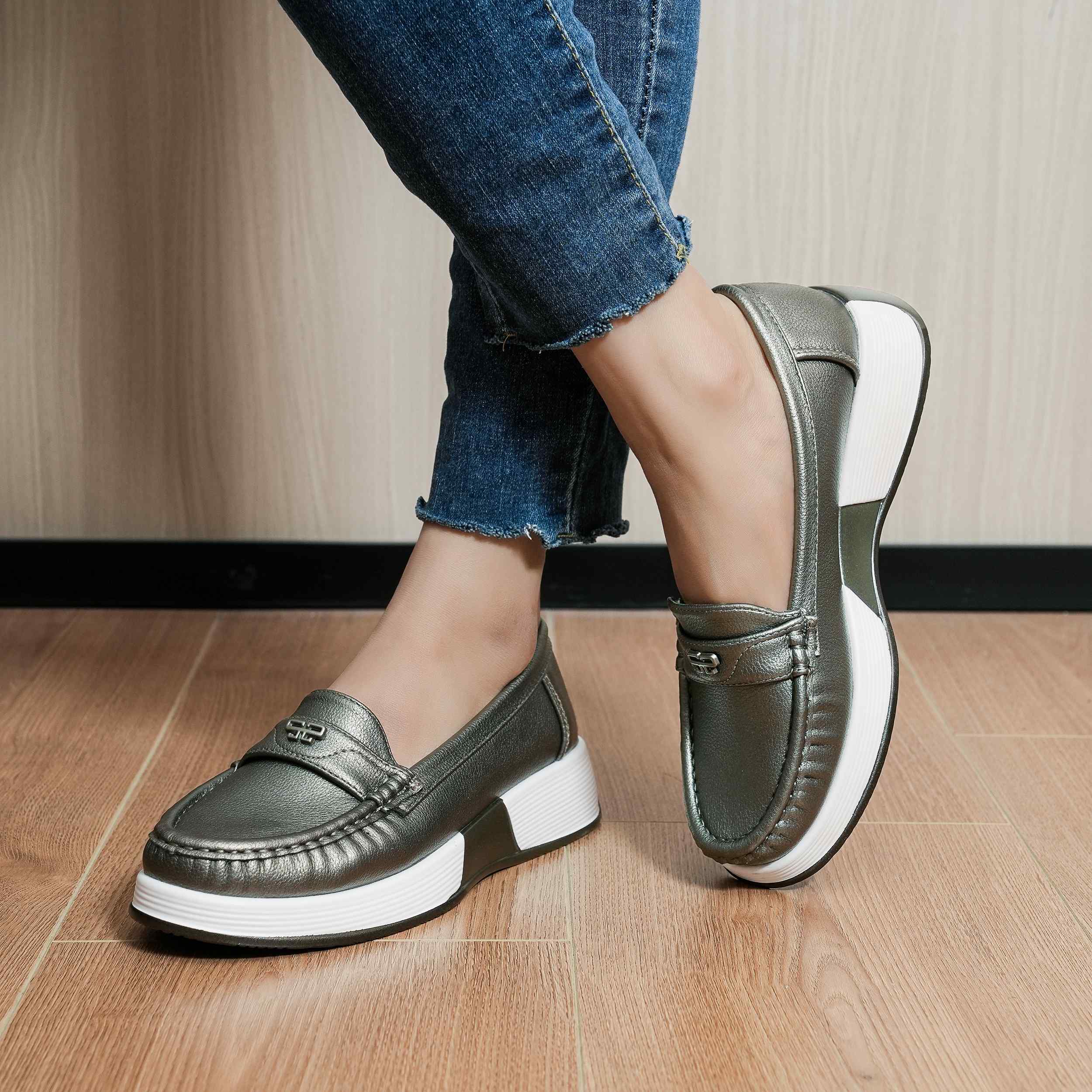 KËPUCA PER FEMRA DN10083-6D PEWTER      