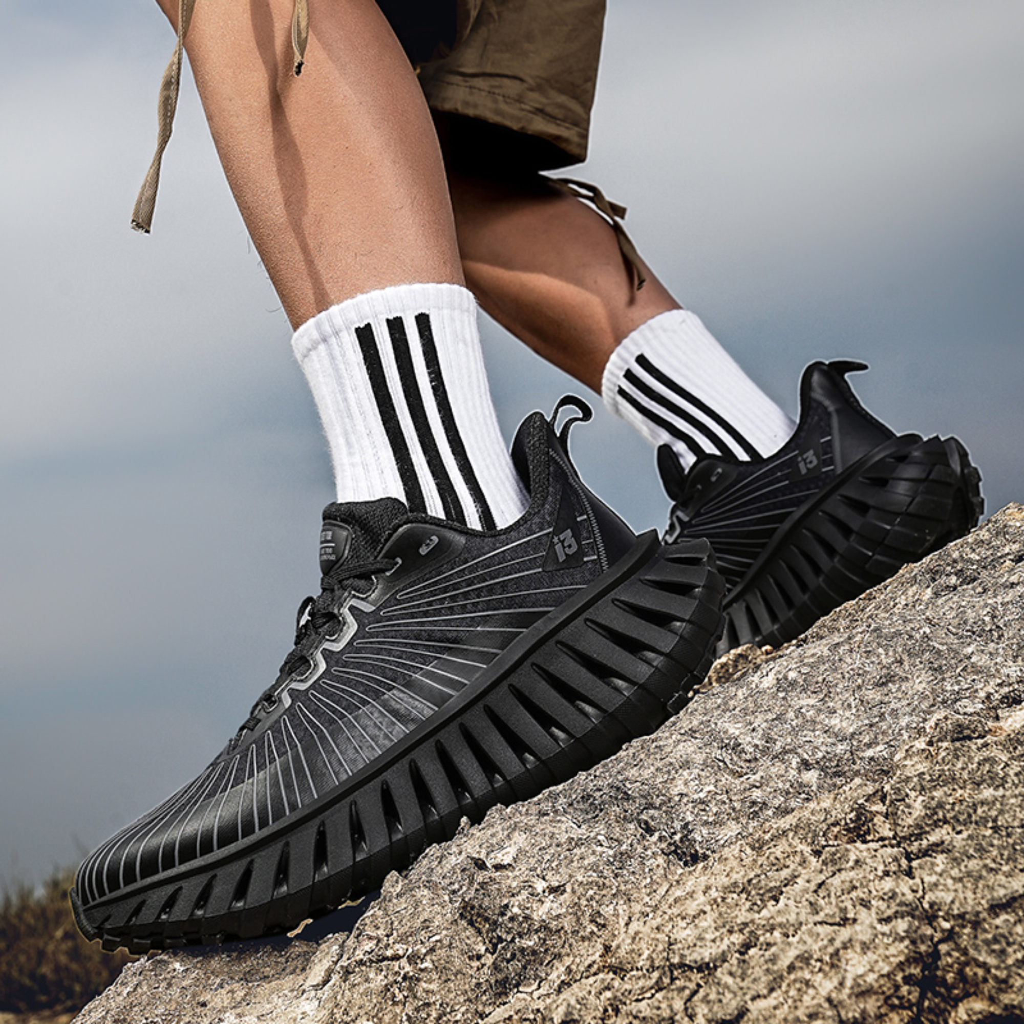 ATLETE PER MESHKUJ A393-001             