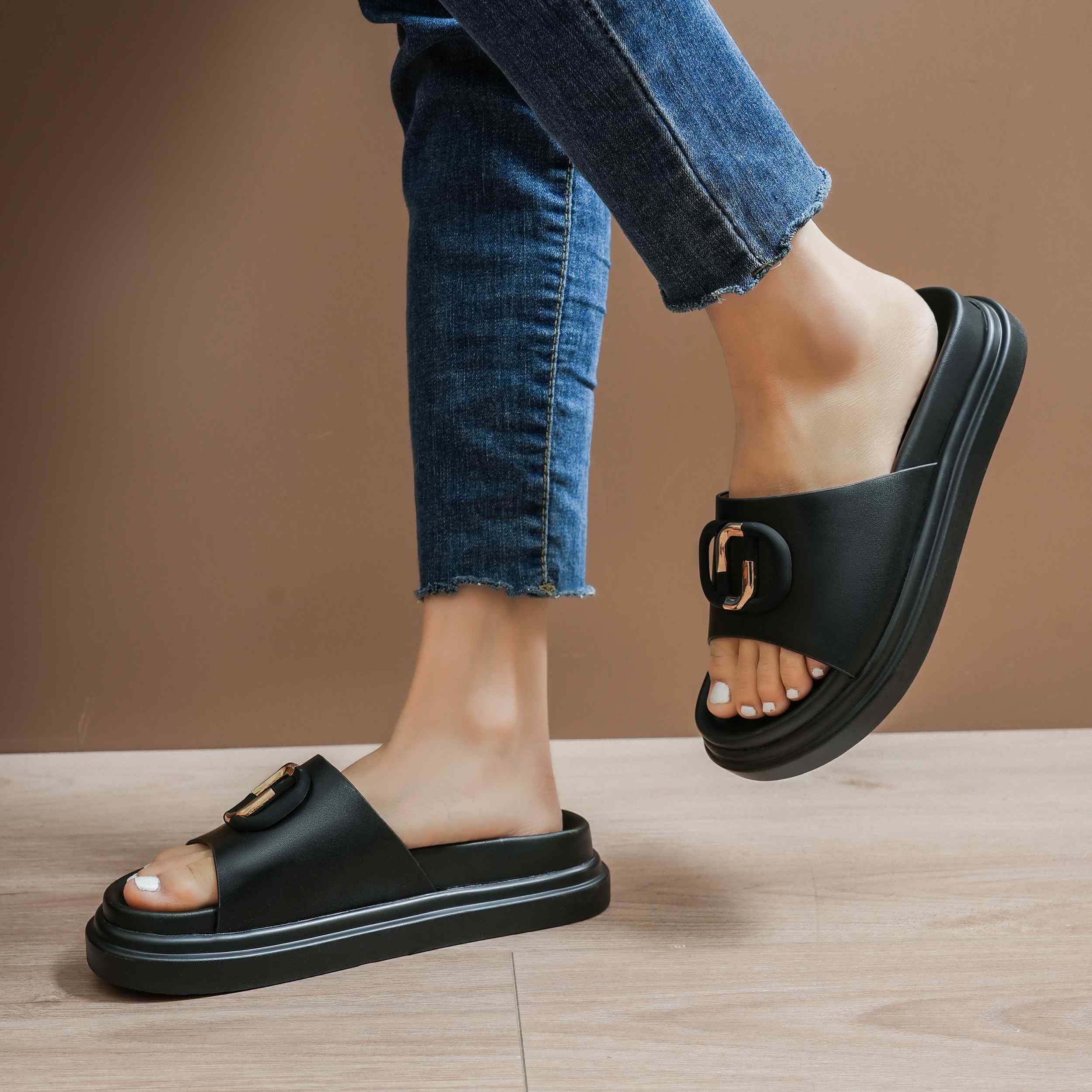 PAPUQE PER FEMRA 83-7 BLACK             