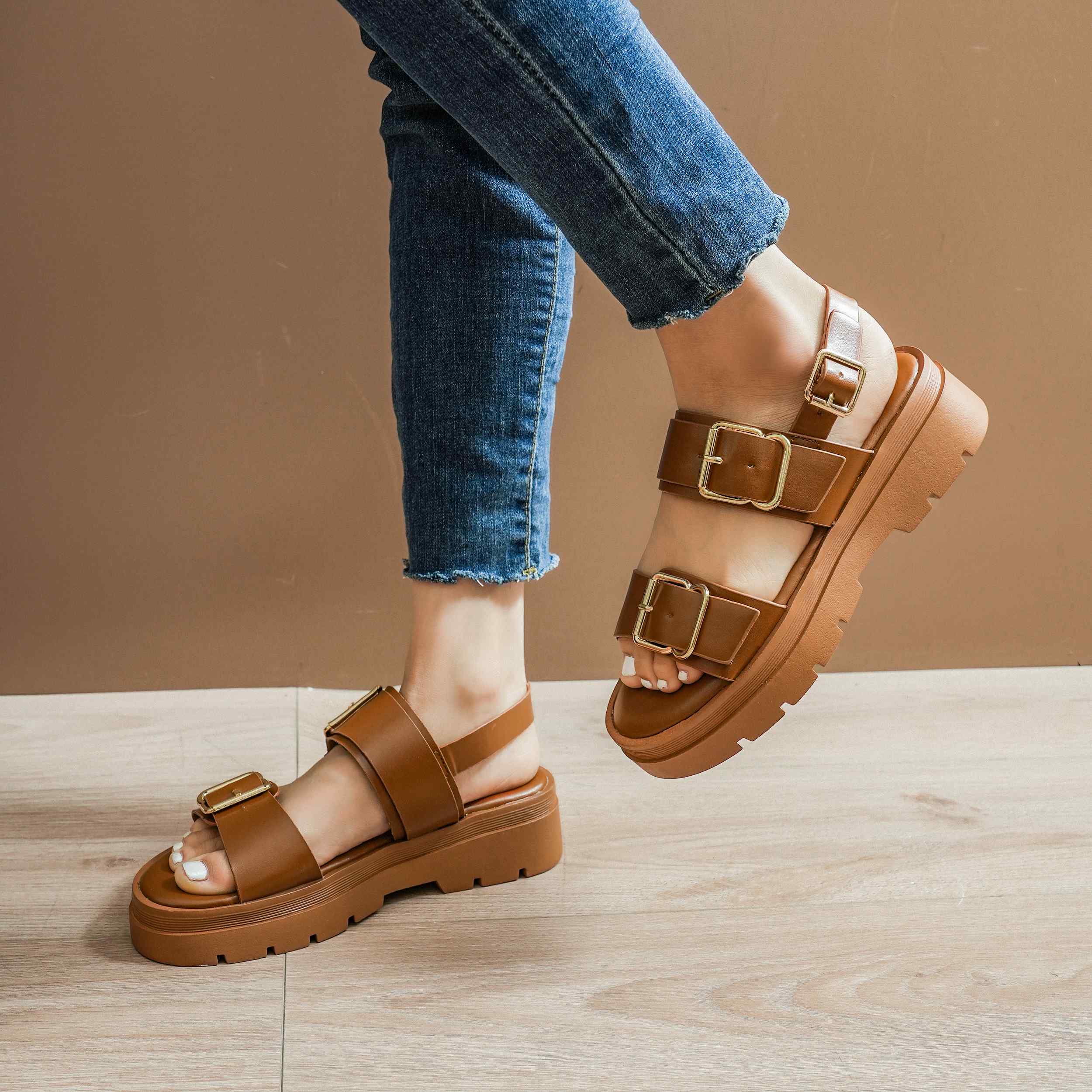 SANDALE PER FEMRA 8791-29 CAMEL         