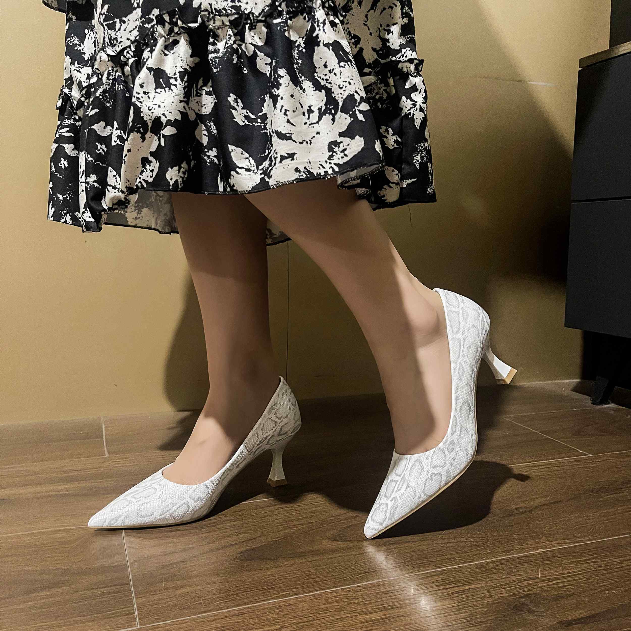 KËPUCA ME TAKE PER FEMRA YEH96707WH     